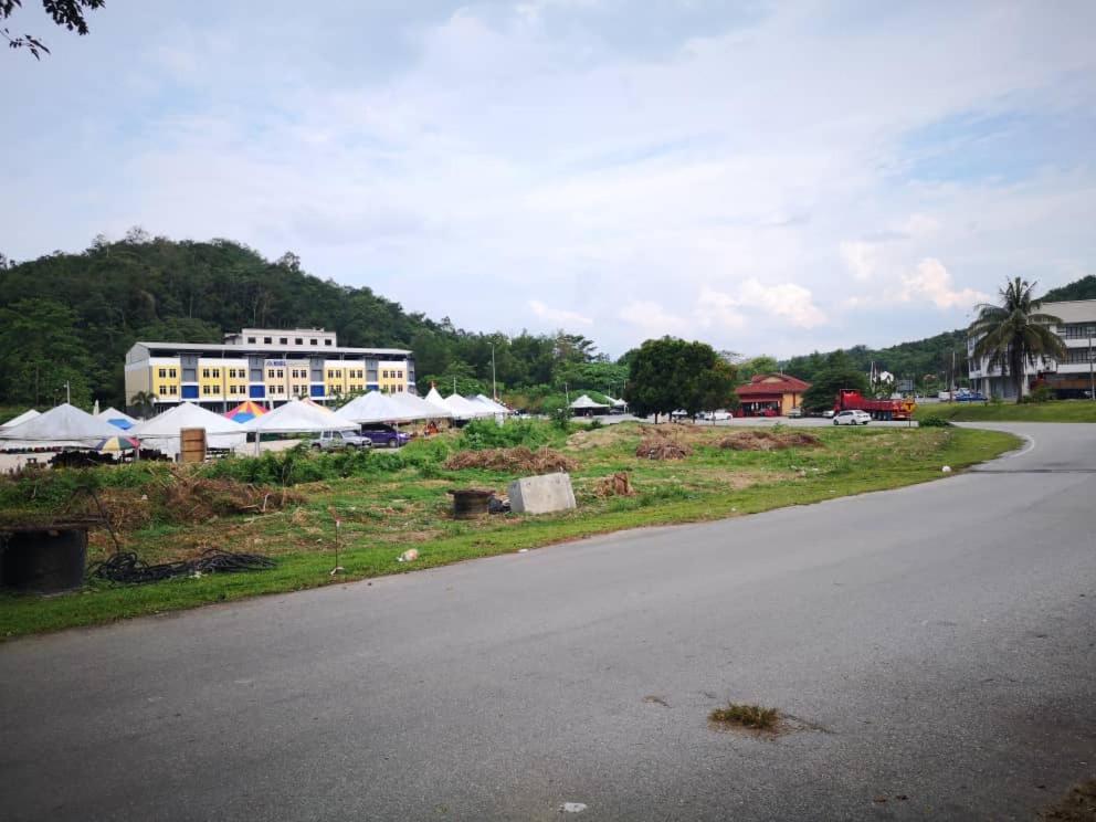 Nice Stay Hotel Raub Bagian luar foto